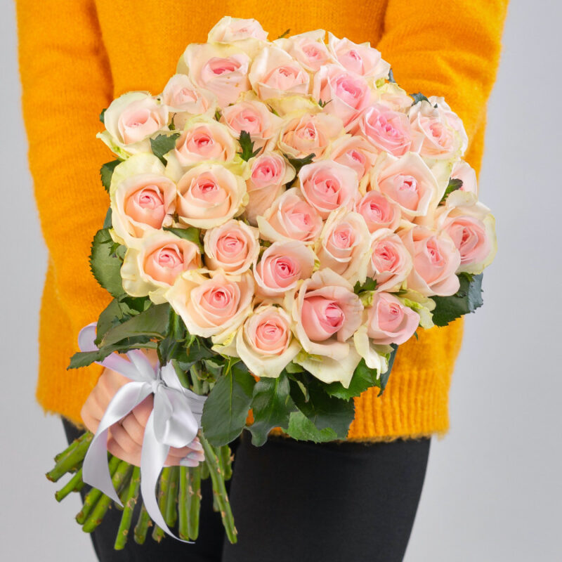 Светло-Розовые Розы